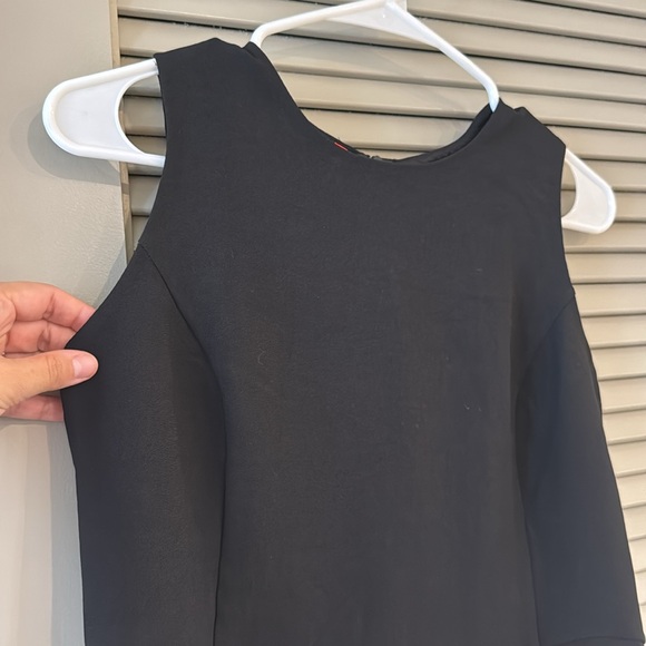 Spanx Black Sleeveless Blouse Sz XS - Picture 3 of 6